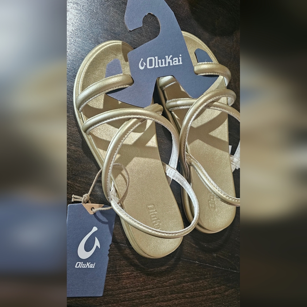 OluKai Women's Gold Sandals